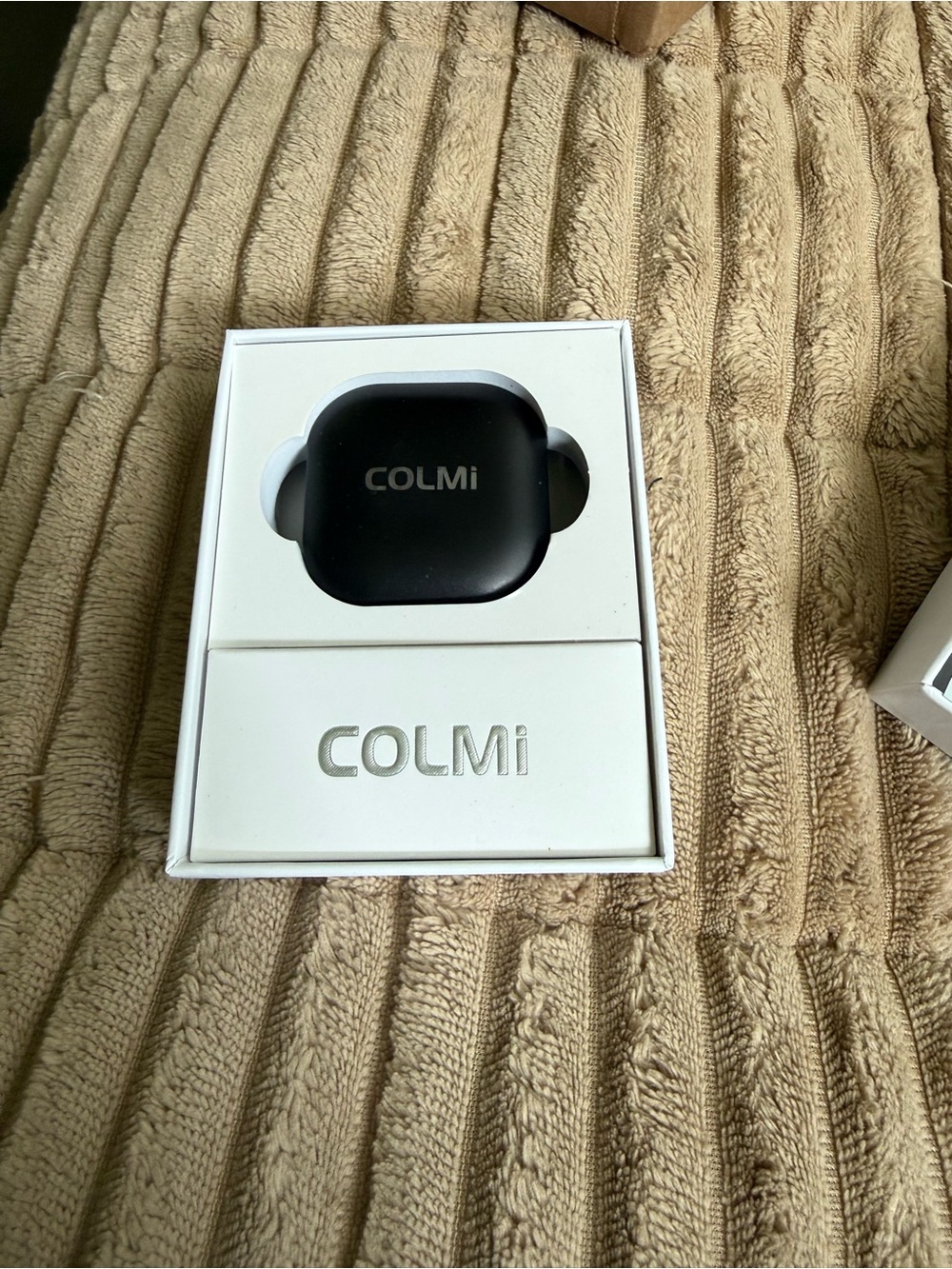 Black Smart Ring with Charging Case - Picture 3 of 4